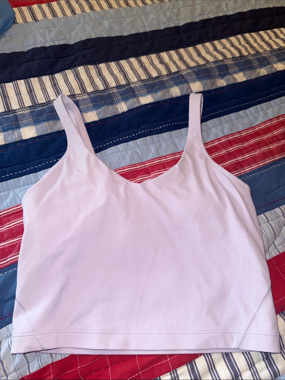 Lululemon size 4 Women's Light Lavender - Classic Scoop Neck cropped